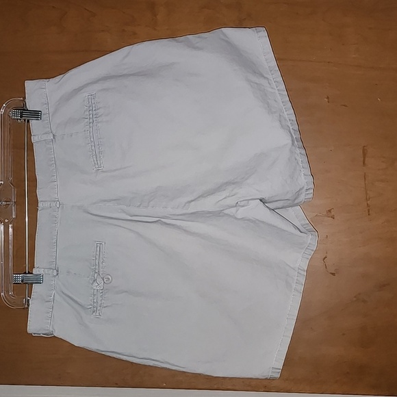 L.L. BEAN KHAKI SHORTS, men's size 35 preppy! Classic - Picture 5 of 6